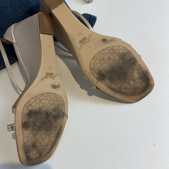Jewel Badgley Mischka women's Adelynn Wedge Sandal Size 11 - Picture 7 of 7